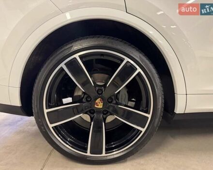 Белый Порше Каен, объемом двигателя 2.89 л и пробегом 62 тыс. км за 61255 $, фото 19 на Automoto.ua