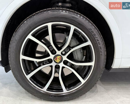 Білий Порше Cayenne, об'ємом двигуна 2.89 л та пробігом 96 тис. км за 64999 $, фото 83 на Automoto.ua