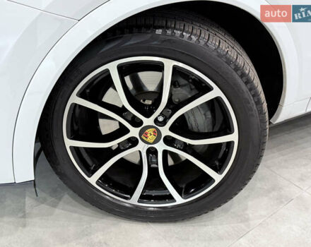 Білий Порше Cayenne, об'ємом двигуна 2.89 л та пробігом 96 тис. км за 64999 $, фото 93 на Automoto.ua