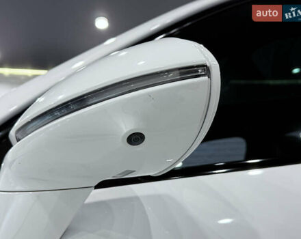 Білий Порше Cayenne, об'ємом двигуна 2.89 л та пробігом 96 тис. км за 64999 $, фото 89 на Automoto.ua