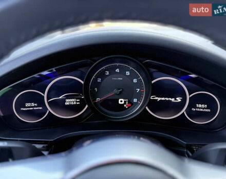 Білий Порше Cayenne, об'ємом двигуна 2.89 л та пробігом 96 тис. км за 64999 $, фото 16 на Automoto.ua