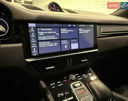 Білий Порше Cayenne, об'ємом двигуна 2.89 л та пробігом 96 тис. км за 64999 $, фото 78 на Automoto.ua