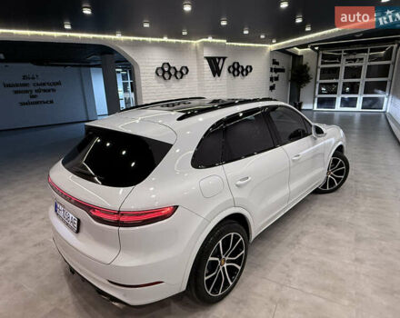Білий Порше Cayenne, об'ємом двигуна 2.89 л та пробігом 96 тис. км за 64999 $, фото 88 на Automoto.ua
