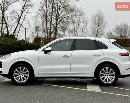 Белый Порше Каен, объемом двигателя 3 л и пробегом 80 тыс. км за 51500 $, фото 6 на Automoto.ua