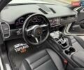Белый Порше Каен, объемом двигателя 3 л и пробегом 80 тыс. км за 51500 $, фото 41 на Automoto.ua