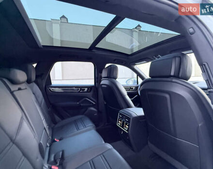 Білий Порше Cayenne, об'ємом двигуна 2.89 л та пробігом 96 тис. км за 64999 $, фото 42 на Automoto.ua