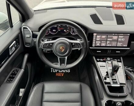 Белый Порше Каен, объемом двигателя 3 л и пробегом 80 тыс. км за 51500 $, фото 45 на Automoto.ua