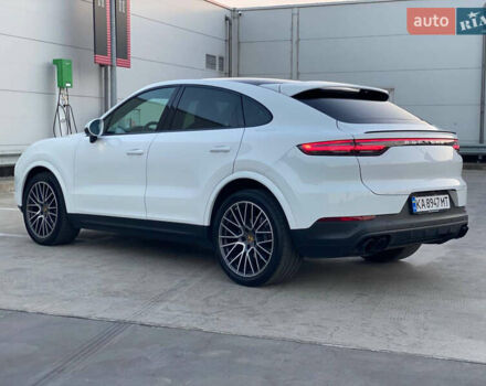 Білий Порше Cayenne, об'ємом двигуна 3 л та пробігом 87 тис. км за 75000 $, фото 44 на Automoto.ua