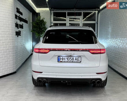 Білий Порше Cayenne, об'ємом двигуна 2.89 л та пробігом 96 тис. км за 64999 $, фото 7 на Automoto.ua