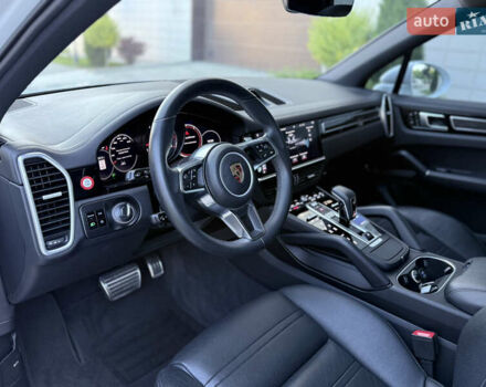 Білий Порше Cayenne, об'ємом двигуна 2.89 л та пробігом 96 тис. км за 64999 $, фото 18 на Automoto.ua