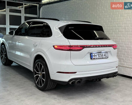 Білий Порше Cayenne, об'ємом двигуна 2.89 л та пробігом 96 тис. км за 64999 $, фото 8 на Automoto.ua