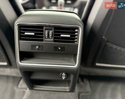 Белый Порше Каен, объемом двигателя 3 л и пробегом 80 тыс. км за 51500 $, фото 39 на Automoto.ua