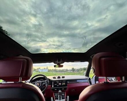 Білий Порше Cayenne, об'ємом двигуна 3 л та пробігом 129 тис. км за 84000 $, фото 7 на Automoto.ua
