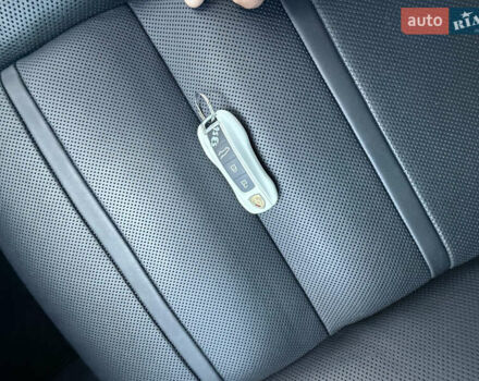 Білий Порше Cayenne, об'ємом двигуна 2.89 л та пробігом 96 тис. км за 64999 $, фото 39 на Automoto.ua