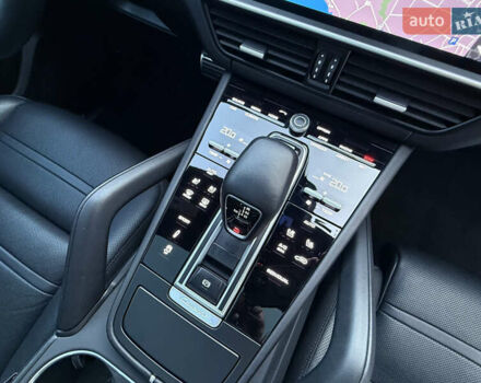 Білий Порше Cayenne, об'ємом двигуна 2.89 л та пробігом 96 тис. км за 64999 $, фото 40 на Automoto.ua