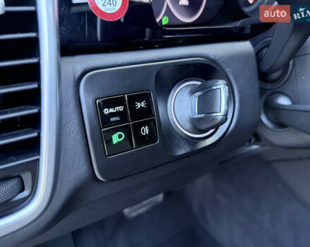 Білий Порше Cayenne, об'ємом двигуна 2.89 л та пробігом 96 тис. км за 64999 $, фото 19 на Automoto.ua