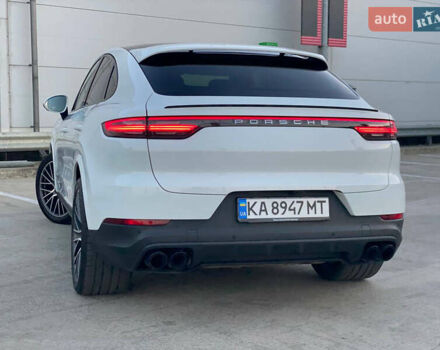 Білий Порше Cayenne, об'ємом двигуна 3 л та пробігом 87 тис. км за 75000 $, фото 37 на Automoto.ua