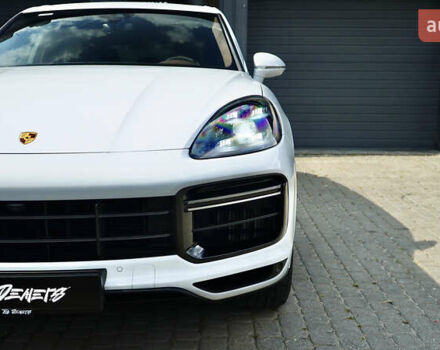 Білий Порше Cayenne, об'ємом двигуна 4 л та пробігом 70 тис. км за 87999 $, фото 6 на Automoto.ua