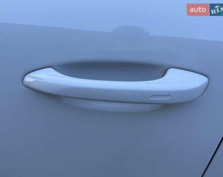 Білий Порше Cayenne, об'ємом двигуна 2.89 л та пробігом 96 тис. км за 64999 $, фото 12 на Automoto.ua