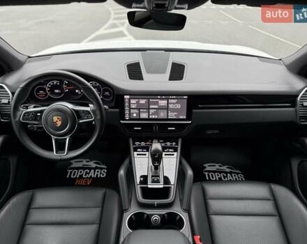 Белый Порше Каен, объемом двигателя 3 л и пробегом 80 тыс. км за 51500 $, фото 43 на Automoto.ua