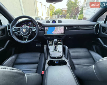 Білий Порше Cayenne, об'ємом двигуна 2.89 л та пробігом 96 тис. км за 64999 $, фото 35 на Automoto.ua