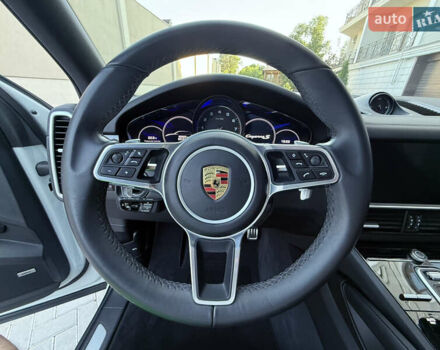 Білий Порше Cayenne, об'ємом двигуна 2.89 л та пробігом 96 тис. км за 64999 $, фото 29 на Automoto.ua