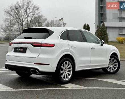 Белый Порше Каен, объемом двигателя 3 л и пробегом 80 тыс. км за 51500 $, фото 15 на Automoto.ua