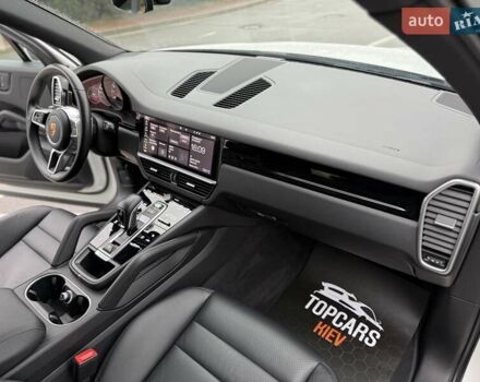 Белый Порше Каен, объемом двигателя 3 л и пробегом 80 тыс. км за 51500 $, фото 28 на Automoto.ua