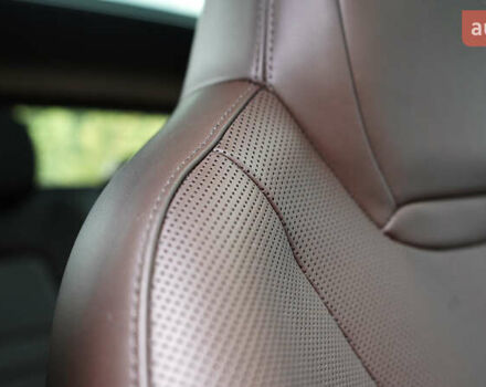 Білий Порше Cayenne, об'ємом двигуна 4 л та пробігом 70 тис. км за 87999 $, фото 53 на Automoto.ua