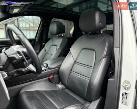 Белый Порше Каен, объемом двигателя 3 л и пробегом 23 тыс. км за 69900 $, фото 28 на Automoto.ua