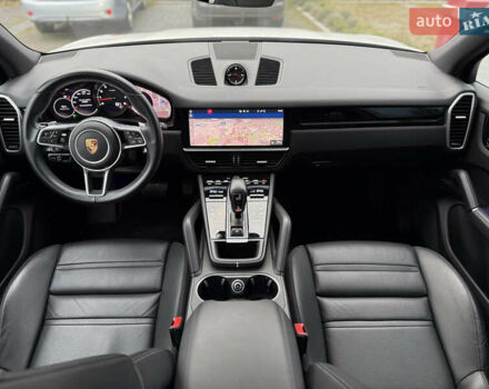 Белый Порше Каен, объемом двигателя 3 л и пробегом 23 тыс. км за 69900 $, фото 49 на Automoto.ua