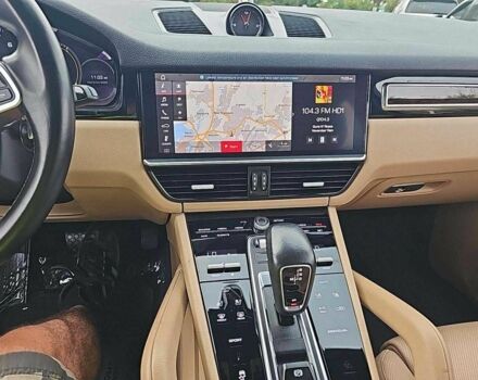 Білий Порше Cayenne, об'ємом двигуна 0 л та пробігом 60 тис. км за 40000 $, фото 9 на Automoto.ua