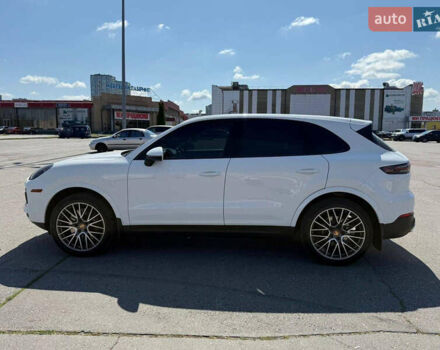 Белый Порше Каен, объемом двигателя 3 л и пробегом 78 тыс. км за 62500 $, фото 4 на Automoto.ua