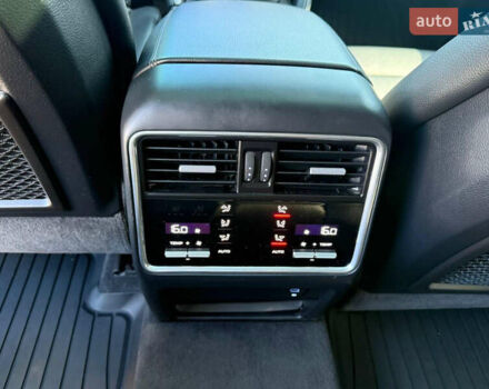 Белый Порше Каен, объемом двигателя 3 л и пробегом 78 тыс. км за 62500 $, фото 8 на Automoto.ua