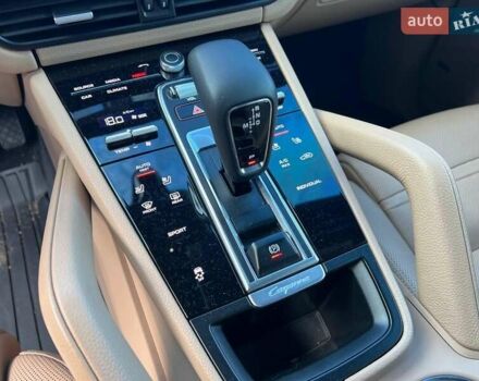 Белый Порше Каен, объемом двигателя 3 л и пробегом 100 тыс. км за 59990 $, фото 30 на Automoto.ua