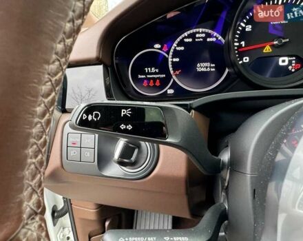 Белый Порше Каен, объемом двигателя 3 л и пробегом 61 тыс. км за 94490 $, фото 19 на Automoto.ua