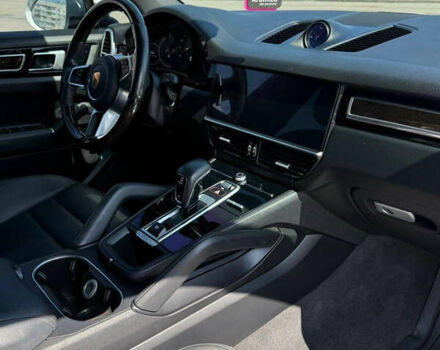 Белый Порше Каен, объемом двигателя 3 л и пробегом 78 тыс. км за 62500 $, фото 13 на Automoto.ua