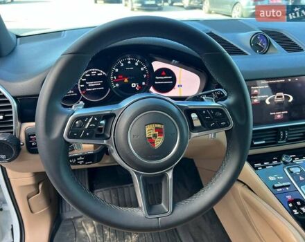 Белый Порше Каен, объемом двигателя 3 л и пробегом 100 тыс. км за 59990 $, фото 34 на Automoto.ua