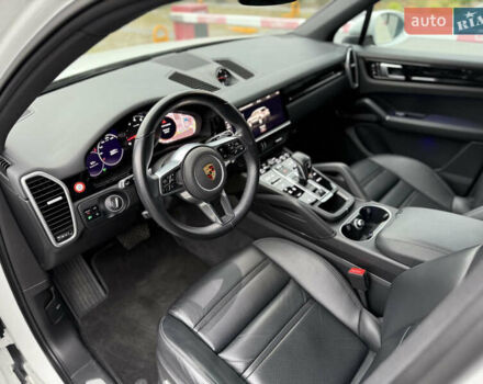 Белый Порше Каен, объемом двигателя 3 л и пробегом 23 тыс. км за 69900 $, фото 30 на Automoto.ua