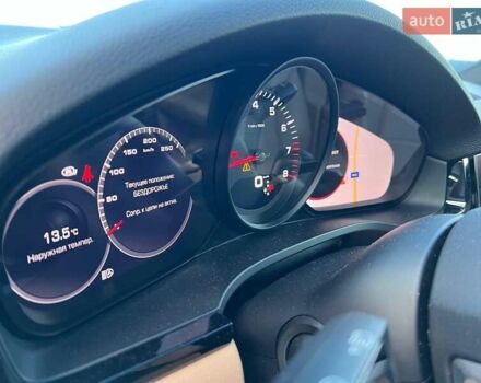 Белый Порше Каен, объемом двигателя 3 л и пробегом 100 тыс. км за 59990 $, фото 52 на Automoto.ua