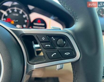 Белый Порше Каен, объемом двигателя 3 л и пробегом 100 тыс. км за 59990 $, фото 24 на Automoto.ua