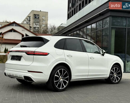 Белый Порше Каен, объемом двигателя 3 л и пробегом 23 тыс. км за 69900 $, фото 16 на Automoto.ua