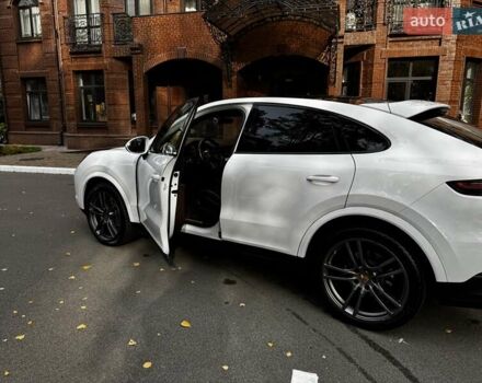 Белый Порше Каен, объемом двигателя 3 л и пробегом 61 тыс. км за 95000 $, фото 36 на Automoto.ua