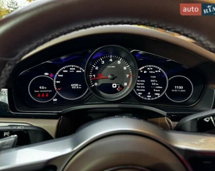 Белый Порше Каен, объемом двигателя 3 л и пробегом 61 тыс. км за 95000 $, фото 12 на Automoto.ua