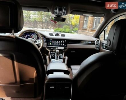 Белый Порше Каен, объемом двигателя 3 л и пробегом 61 тыс. км за 95000 $, фото 14 на Automoto.ua