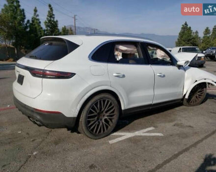 Белый Порше Каен, объемом двигателя 2.9 л и пробегом 15 тыс. км за 19900 $, фото 5 на Automoto.ua