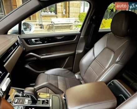 Белый Порше Каен, объемом двигателя 3 л и пробегом 61 тыс. км за 95000 $, фото 15 на Automoto.ua