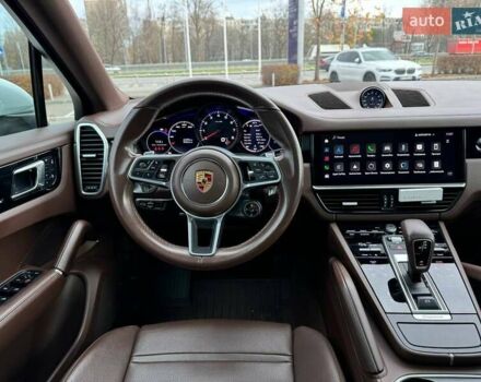 Белый Порше Каен, объемом двигателя 3 л и пробегом 61 тыс. км за 94490 $, фото 12 на Automoto.ua