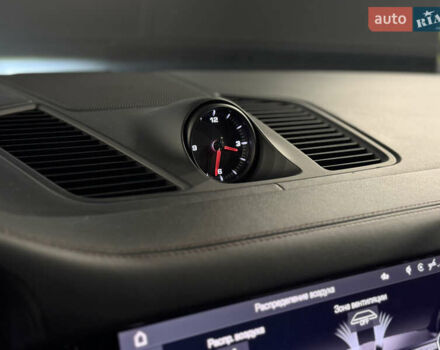 Белый Порше Каен, объемом двигателя 2.89 л и пробегом 23 тыс. км за 79000 $, фото 14 на Automoto.ua