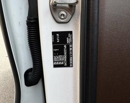 Белый Порше Каен, объемом двигателя 3 л и пробегом 61 тыс. км за 95000 $, фото 20 на Automoto.ua